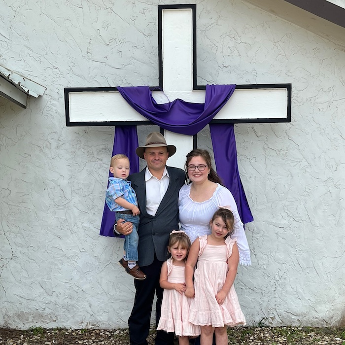 James (Bo) and Sarah Gunnels III and Family